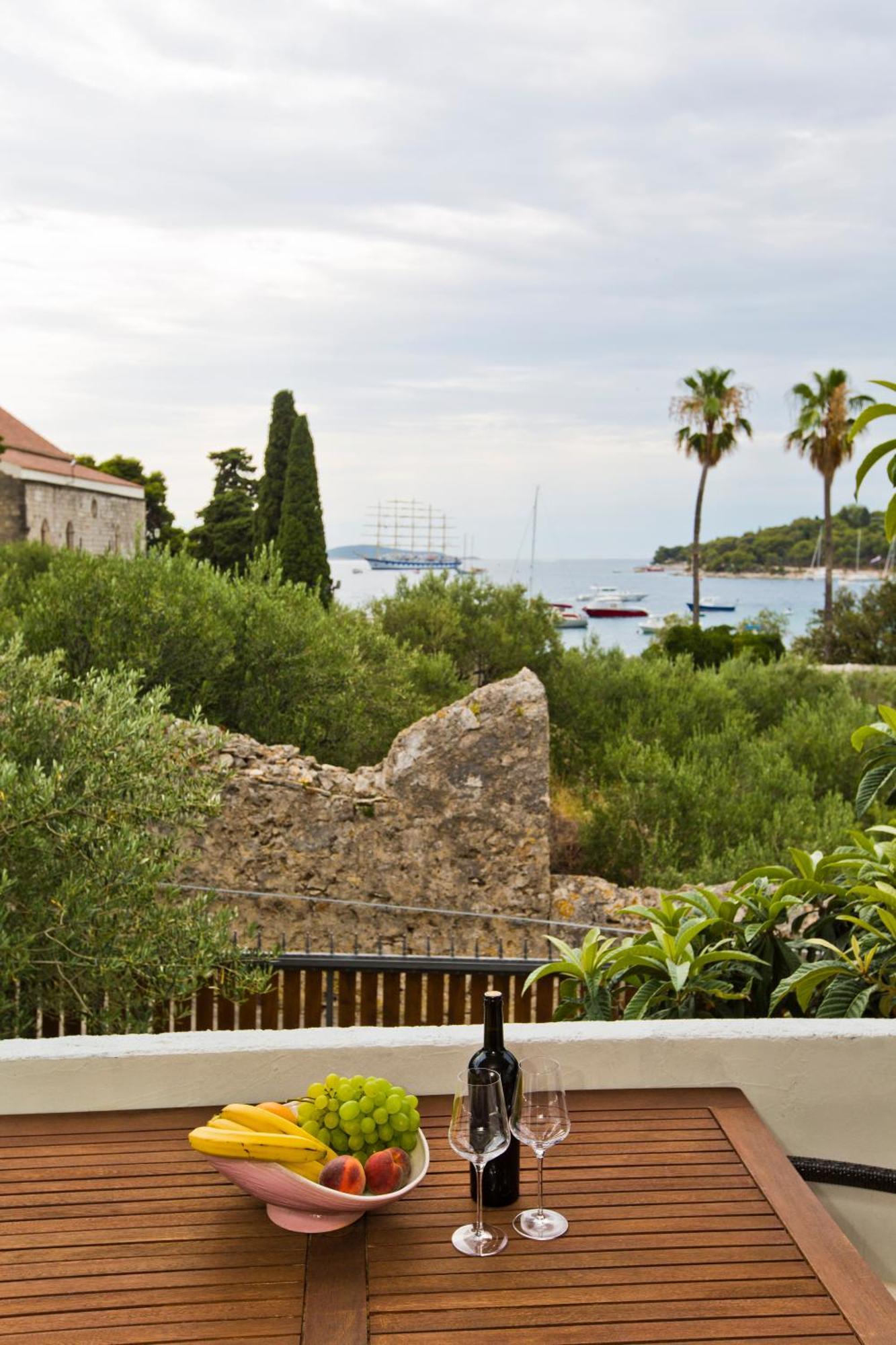 Apartments Grgo Hvar Town Esterno foto