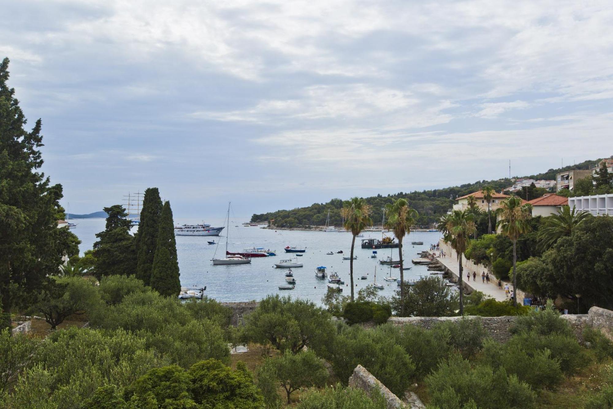 Apartments Grgo Hvar Town Esterno foto