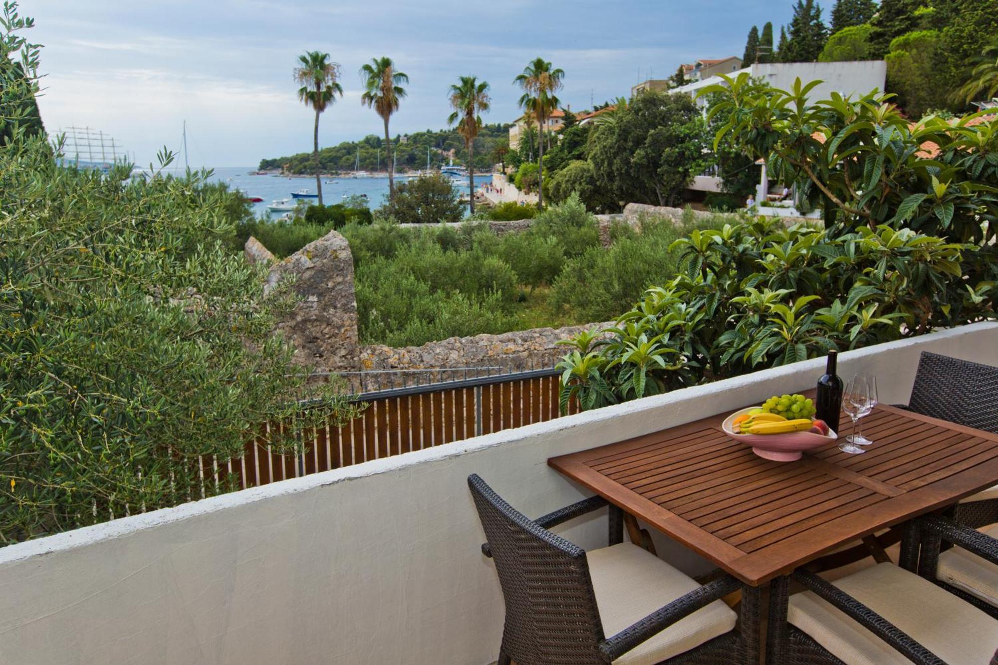 Apartments Grgo Hvar Town Esterno foto